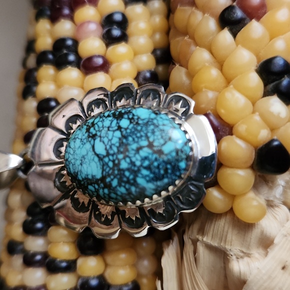 Stunning Vintage Native American Navajo Lander Blue Spiderweb Turquoise Pendant - Picture 2 of 11